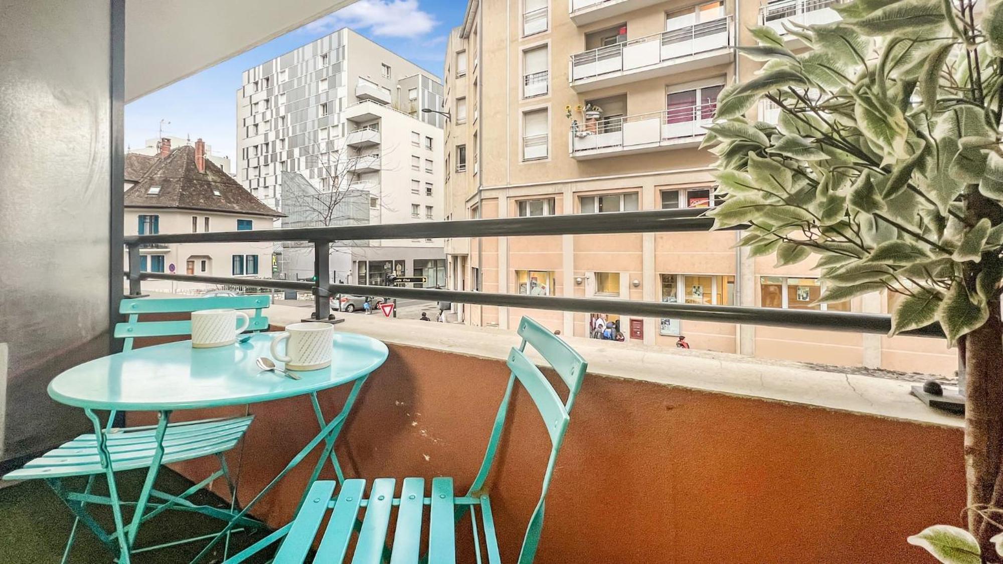 Homey Wild - Proche Gare Et Tram - Proche Centre - Balcon Prive - Parking Prive - Wifi Gratuit Annemasse Exteriör bild