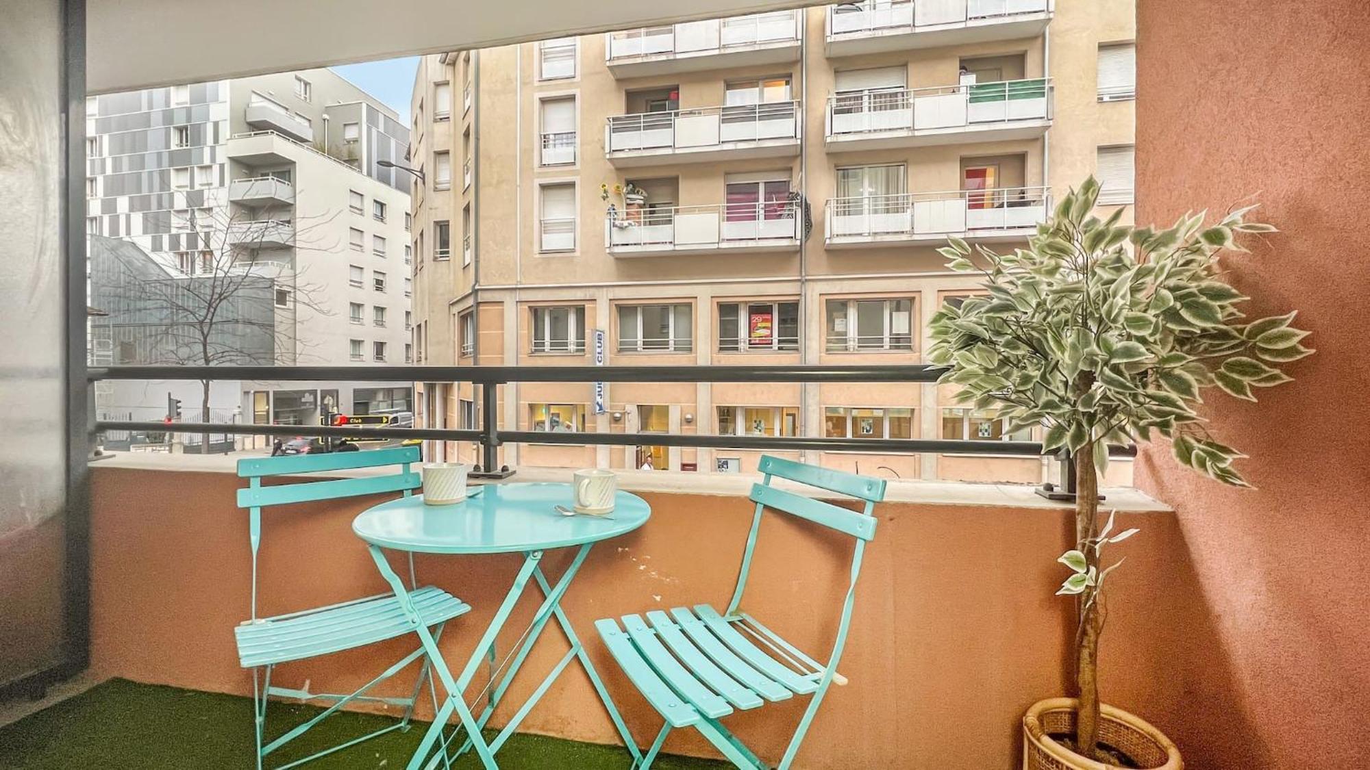 Homey Wild - Proche Gare Et Tram - Proche Centre - Balcon Prive - Parking Prive - Wifi Gratuit Annemasse Exteriör bild