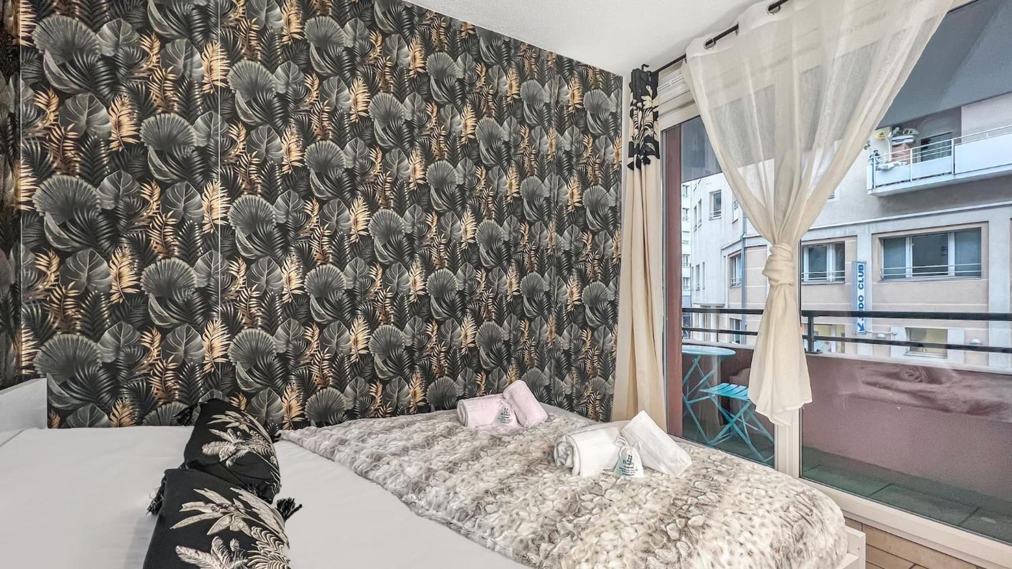 Homey Wild - Proche Gare Et Tram - Proche Centre - Balcon Prive - Parking Prive - Wifi Gratuit Annemasse Exteriör bild